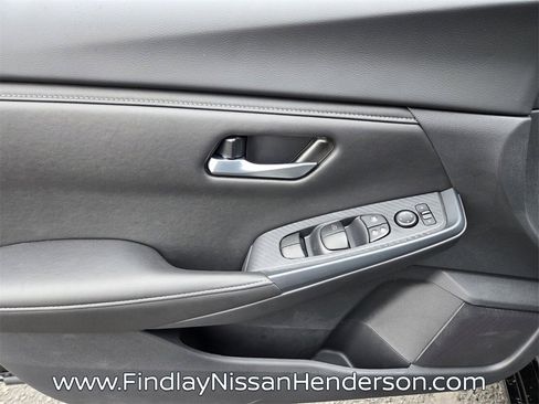 New 2025 Nissan Sentra SV image 9