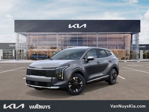 New 2026 Kia Sportage LX image 1