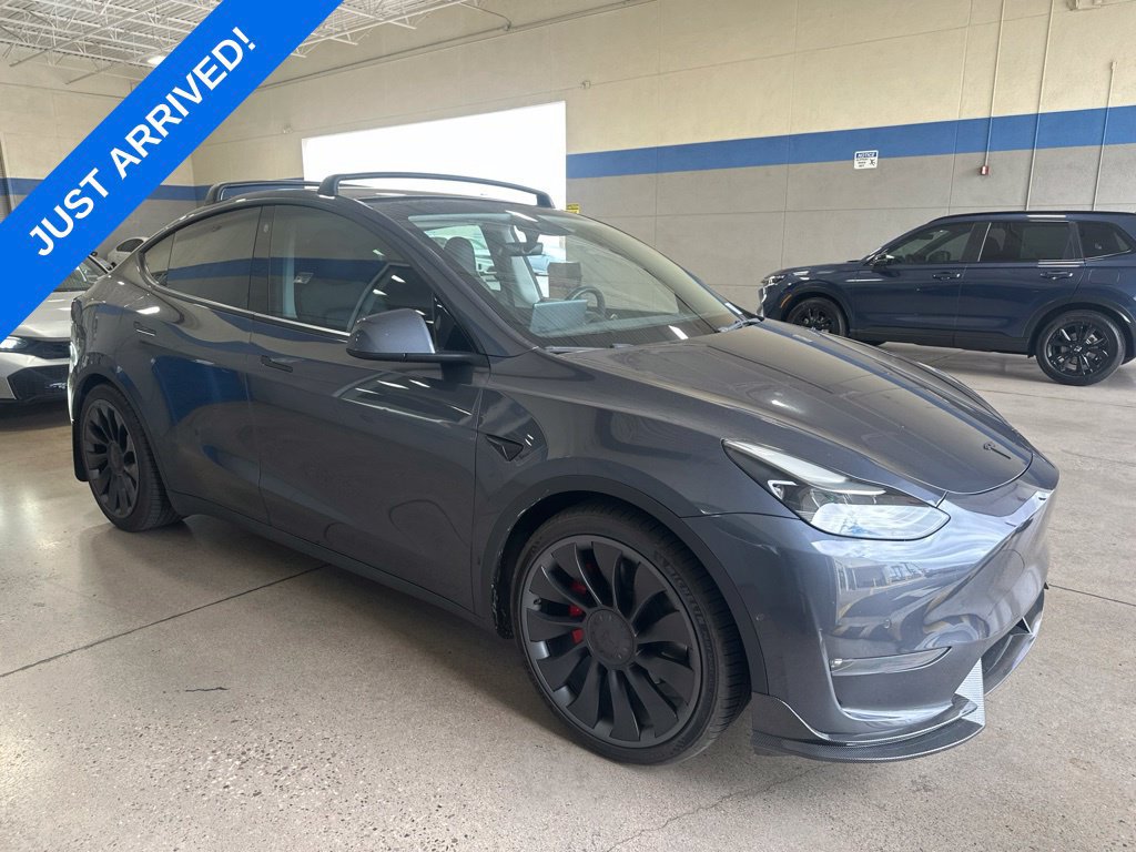 Used 2022 Tesla Model Y Performance AWD/4WD image 2