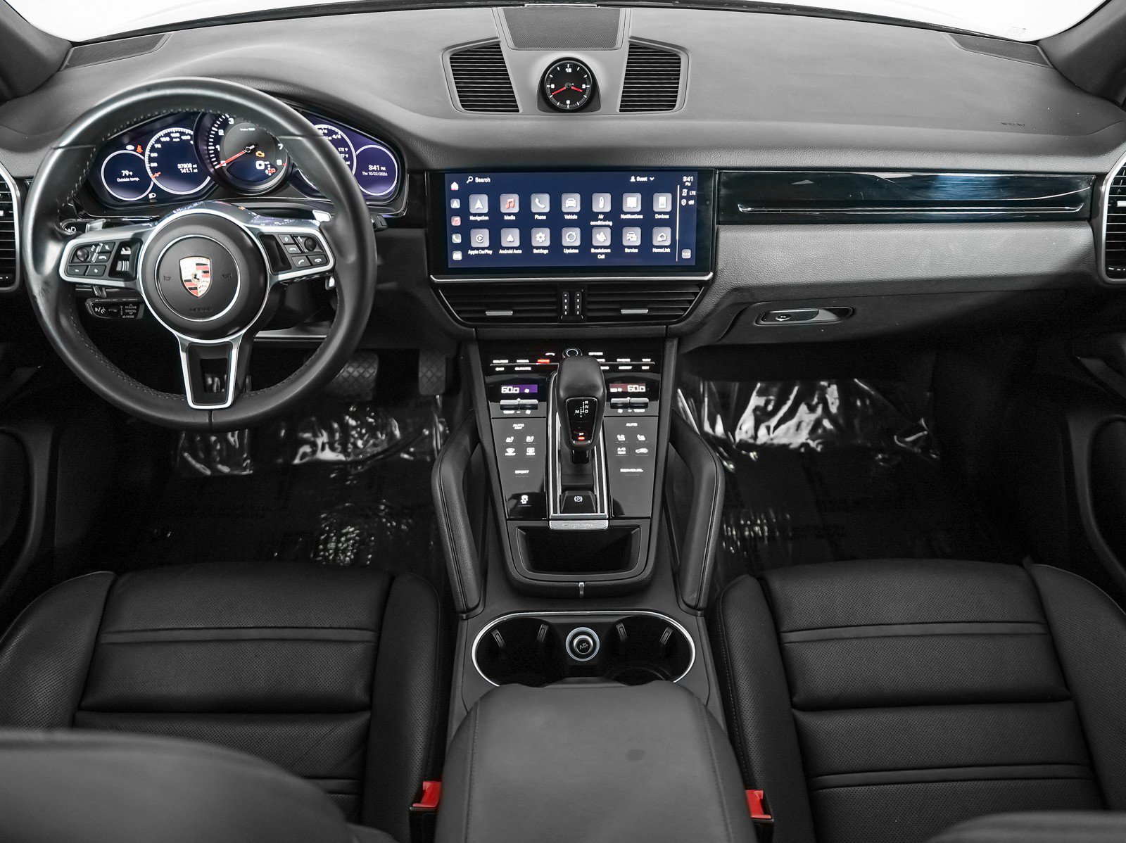Certified 2023 Porsche Cayenne AWD/4WD image 16