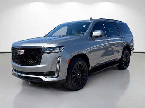 Used 2022 Cadillac Escalade Premium Luxury image 7