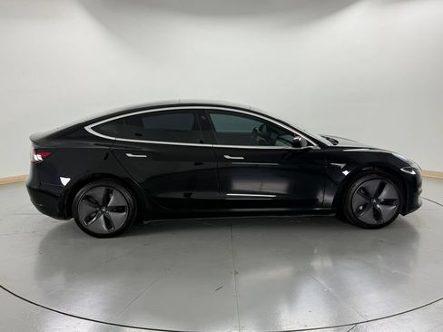 Used 2019 Tesla Model 3 Standard Range Plus RWD image 5