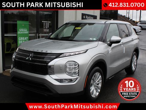 New 2026 Mitsubishi Outlander ES AWD/4WD image 3