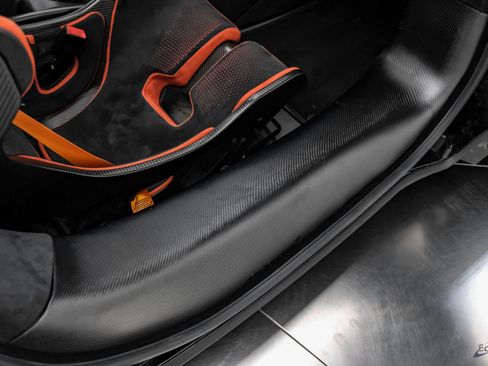Used 2021 McLaren 765LT RWD image 70