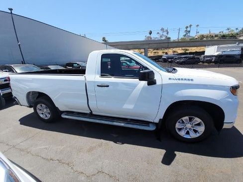 Used 2025 Chevrolet Silverado 1500 W/T RWD image 9