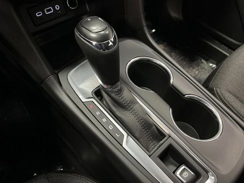 Used 2020 Chevrolet Equinox LT image 21