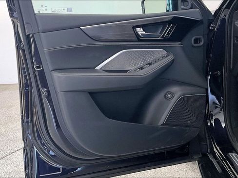 Used 2023 Acura MDX SH-AWD w/ Advance Package image 21