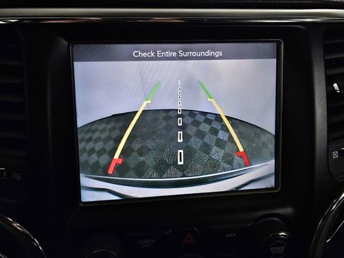 Used 2017 Jeep Grand Cherokee Overland w/ Jeep Active Safety Group image 18