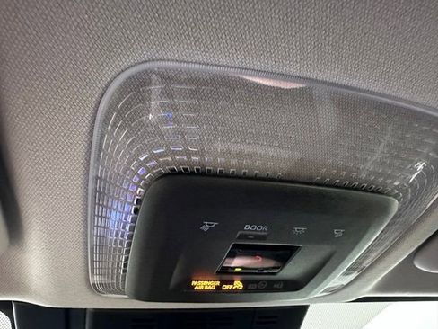 Used 2023 Toyota Prius Prime FWD image 30
