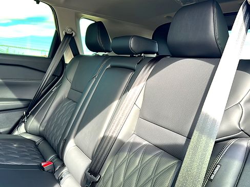 New 2026 Nissan Rogue Platinum w/ Platinum Premium Package image 17