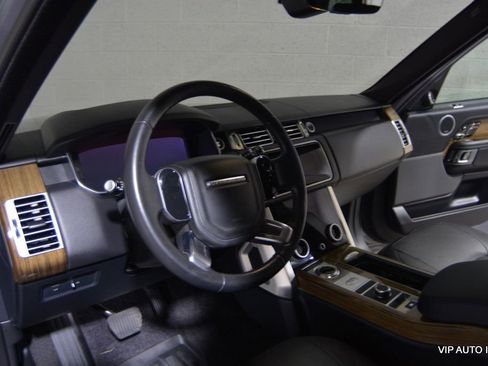 Used 2018 Land Rover Range Rover HSE image 9