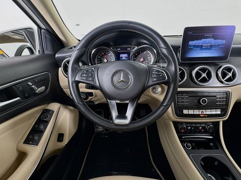 Certified 2019 Mercedes-Benz GLA 250 image 4