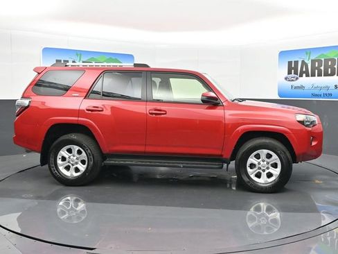 Used 2024 Toyota 4Runner SR5 image 7