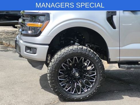 Used 2026 Ford F150 XLT w/ XLT Black Appearance Package AWD/4WD image 6