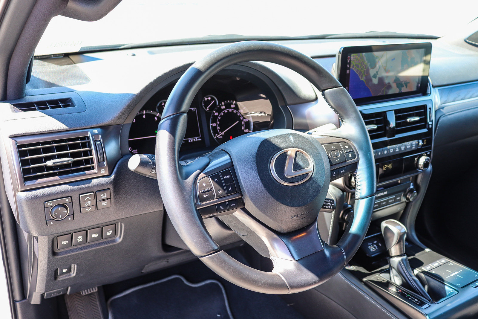 Used 2023 Lexus GX 460 w/ Black Line Special Edition AWD/4WD image 22