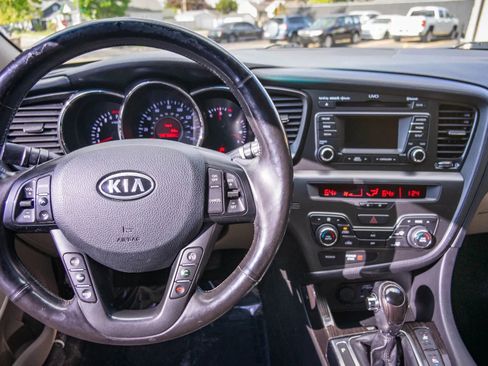 Used 2012 Kia Optima EX w/ Premium Pkg FWD image 14