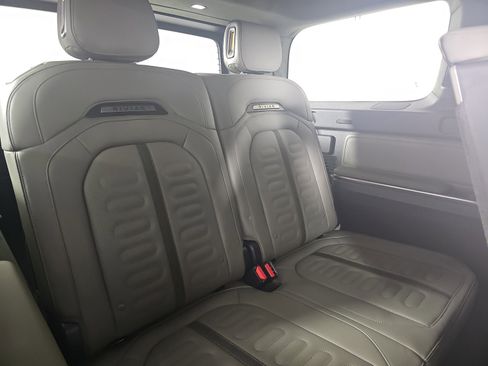 Used 2024 Rivian R1S Adventure image 22