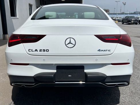 Used 2025 Mercedes-Benz CLA 250 4MATIC image 6