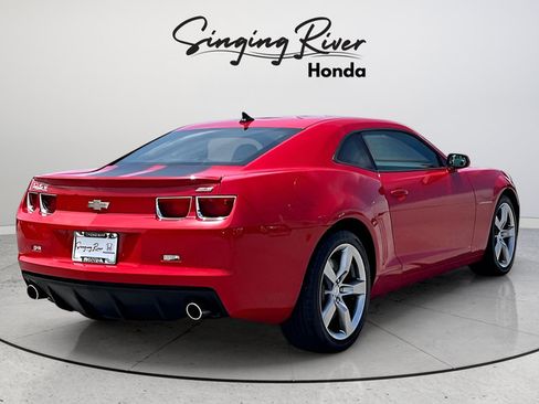 Used 2010 Chevrolet Camaro SS w/ RS Package RWD image 6