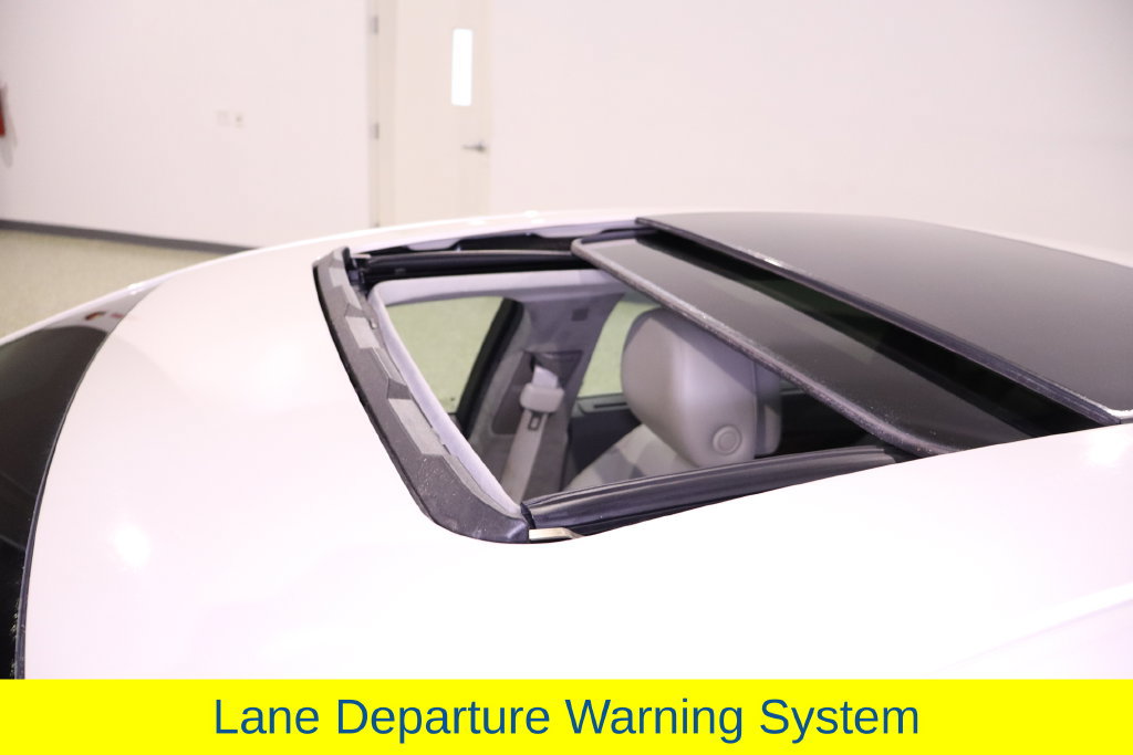 Used 2013 Cadillac XTS Platinum FWD image 29