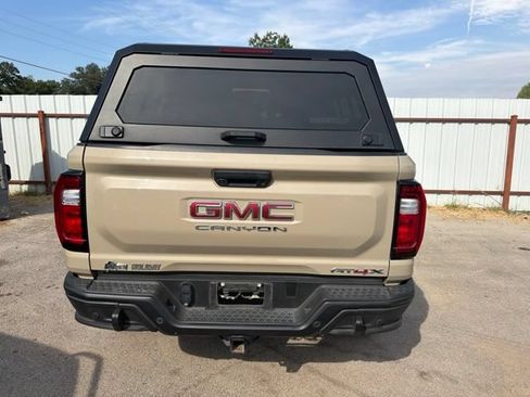 Used 2024 GMC Canyon AT4X w/ AT4X AEV Edition AWD/4WD image 11