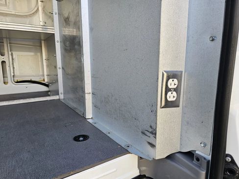 Used 2012 Mercedes-Benz Sprinter 2500 w/ Additional Battery Pkg image 13
