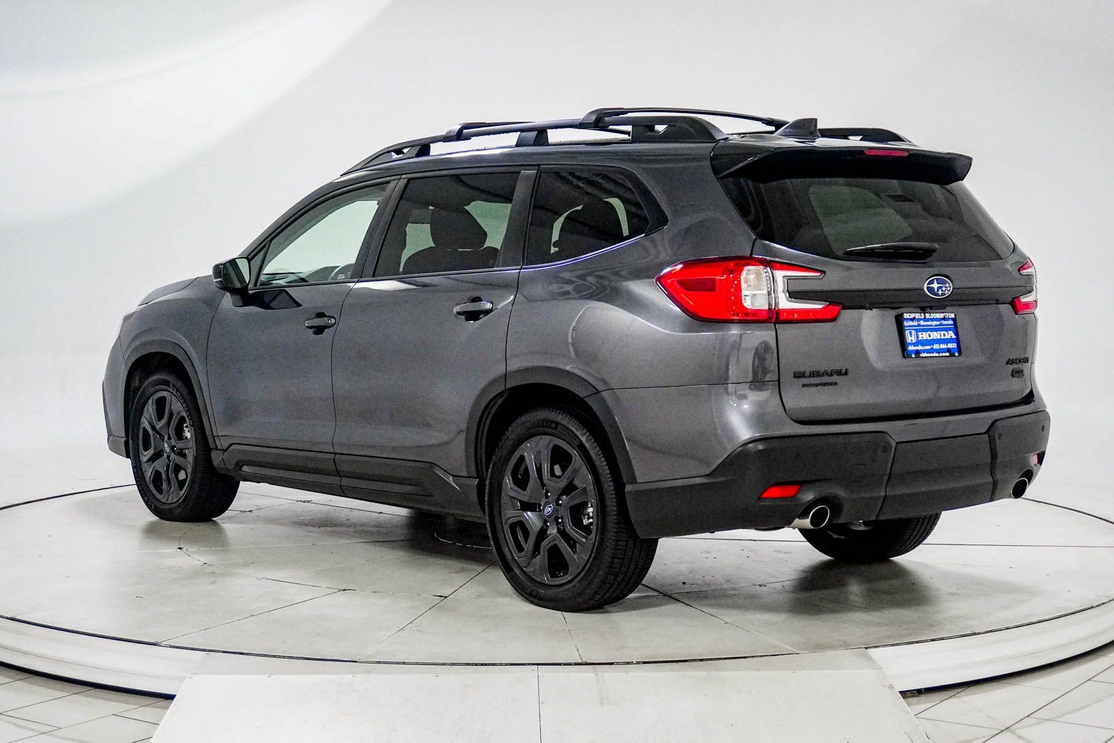 Used 2024 Subaru Ascent Onyx Edition AWD/4WD image 6