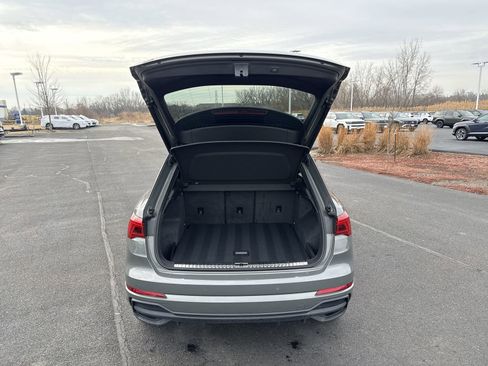 Used 2025 Audi Q3 2.0T Premium image 24