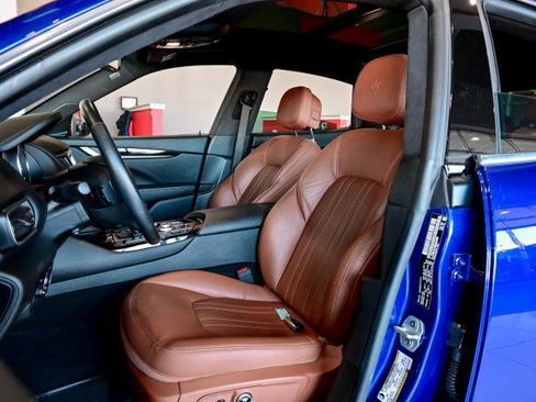 Used 2022 Maserati Levante GT image 15