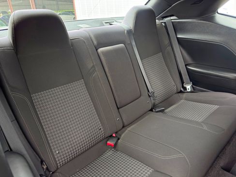 Used 2015 Dodge Challenger R/T w/ Quick Order Package 22B R/T image 30