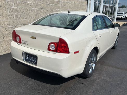 Used 2011 Chevrolet Malibu LT FWD image 3