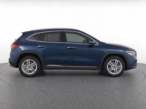 Used 2022 Mercedes-Benz GLA 250 4MATIC w/ Premium Package Lite image 28