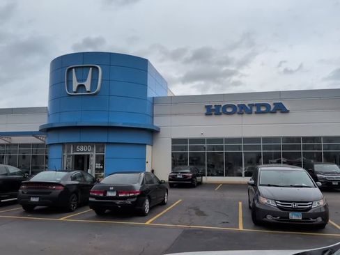 Used 2025 Jeep Compass Trailhawk image 13