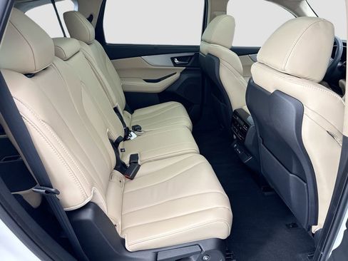 Used 2024 Acura MDX SH-AWD w/ Technology Package image 21