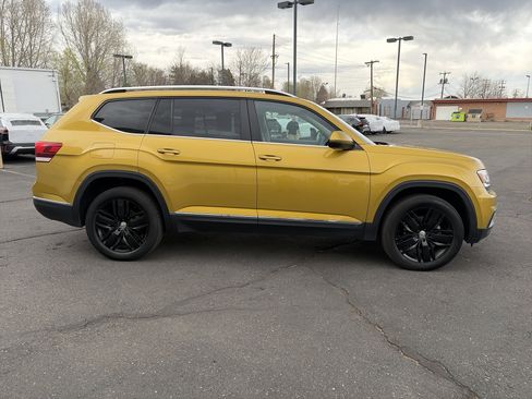 Used 2018 Volkswagen Atlas SEL image 5