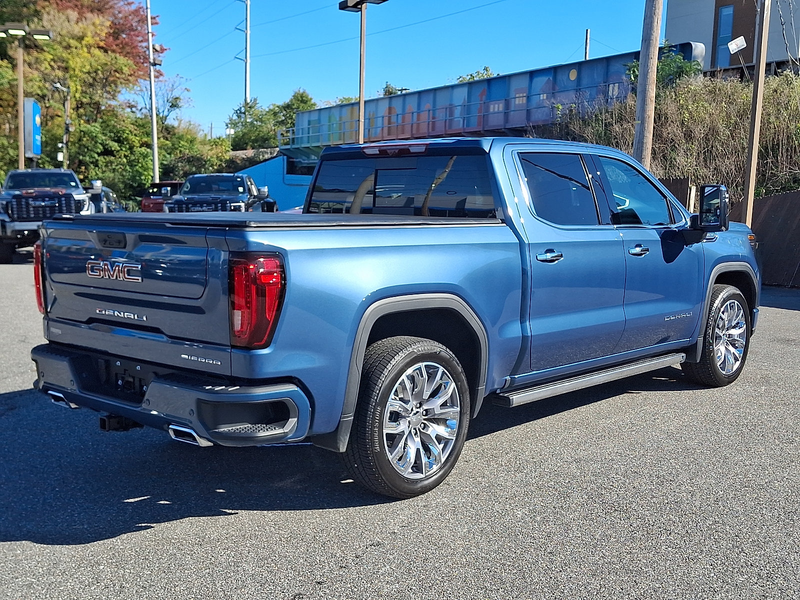 Used 2026 GMC Sierra 1500 Denali w/ Denali Reserve Package AWD/4WD image 6