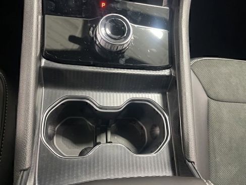 New 2025 Jeep Grand Cherokee Laredo image 15