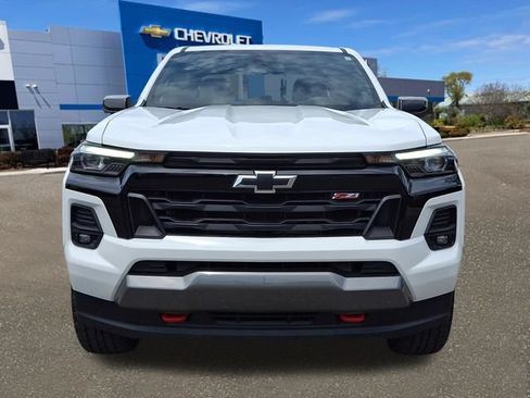 Used 2025 Chevrolet Colorado Z71 w/ Z71 Convenience Package 2 AWD/4WD image 24