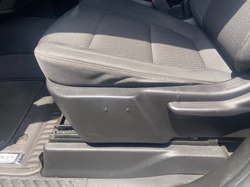 Used 2022 Chevrolet Silverado 1500 Custom AWD/4WD image 10