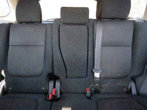 Used 2018 Mitsubishi Outlander SE image 14