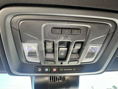 New 2026 Chevrolet Silverado 1500 High Country AWD/4WD image 18