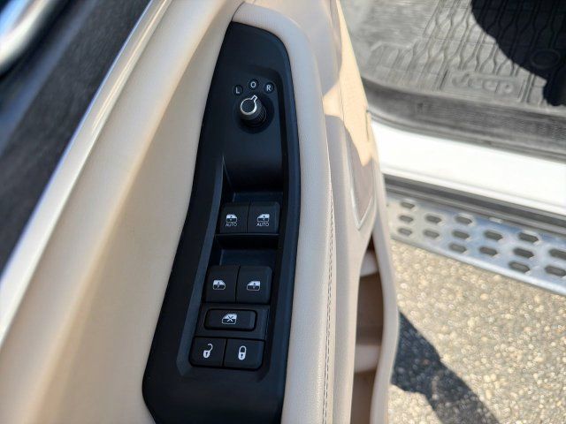 Used 2021 Jeep Grand Cherokee L Limited RWD image 21