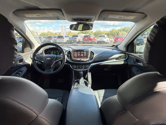 Used 2017 Chevrolet Volt Premier w/ Driver Confidence II Package FWD image 10