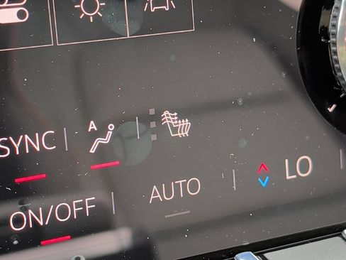 New 2026 GMC Terrain AT4 AWD/4WD image 32