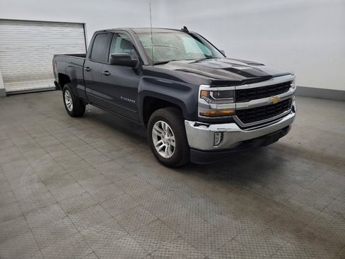 Used 2018 Chevrolet Silverado 1500 LT w/ All Star Edition image 13