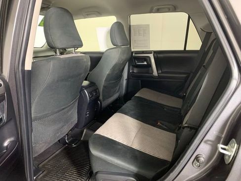 Used 2018 Toyota 4Runner SR5 image 3