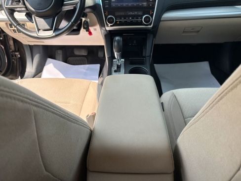 Used 2019 Subaru Outback 2.5i Premium w/ Popular Package #2 AWD/4WD image 30