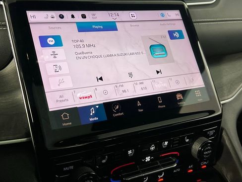 Used 2024 Jeep Grand Cherokee L Limited w/ Luxury Tech Group II image 18