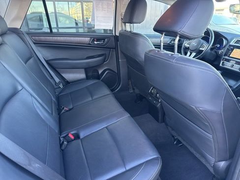 Used 2017 Subaru Outback 2.5i Limited image 22