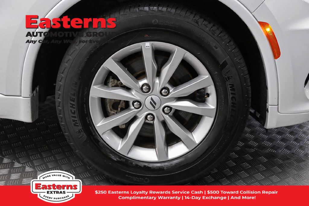 Used 2025 Dodge Durango GT RWD image 32